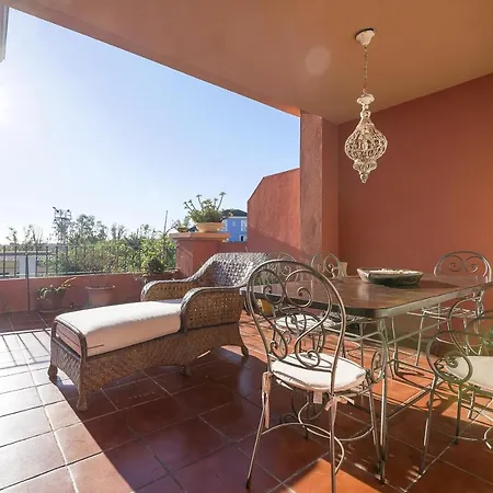 아파트 Spikes (adults Only) *