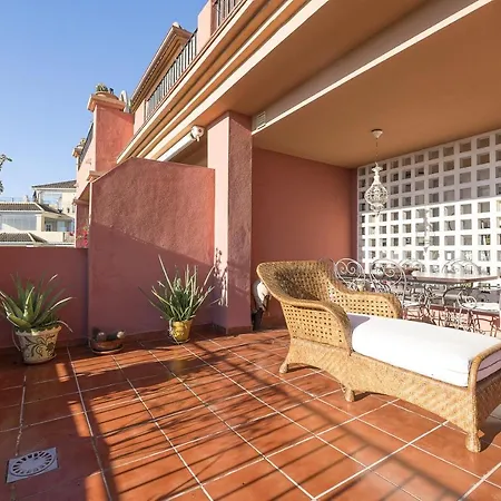 Apartment Spikes (adults Only)