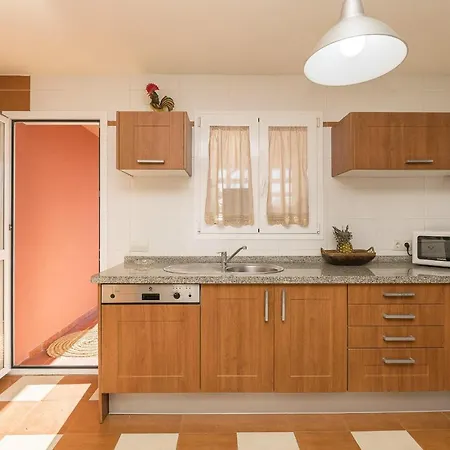 Apartment Spikes (adults Only) *